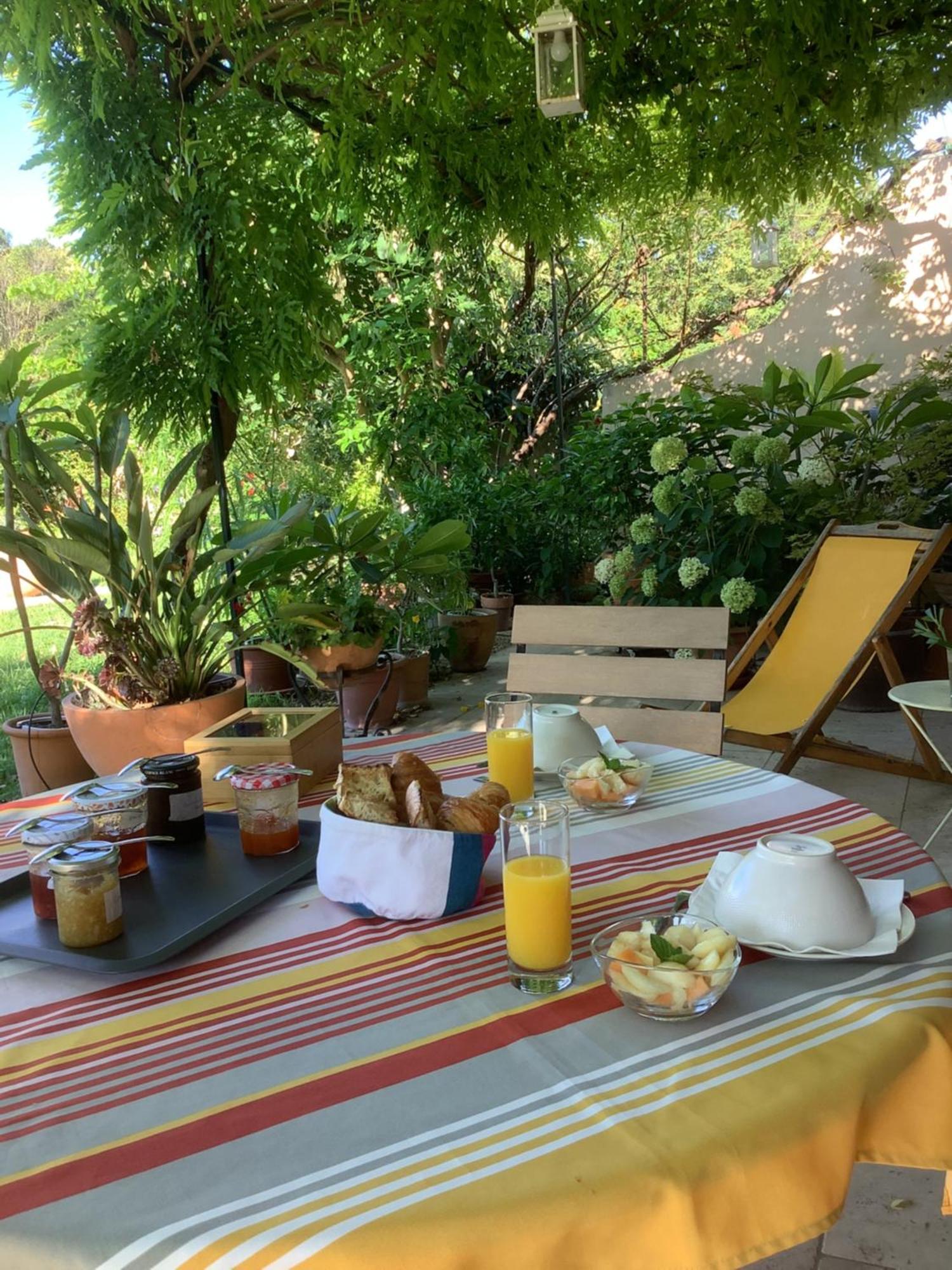 Le Mas Des Oliviers Martigues Extérieur photo